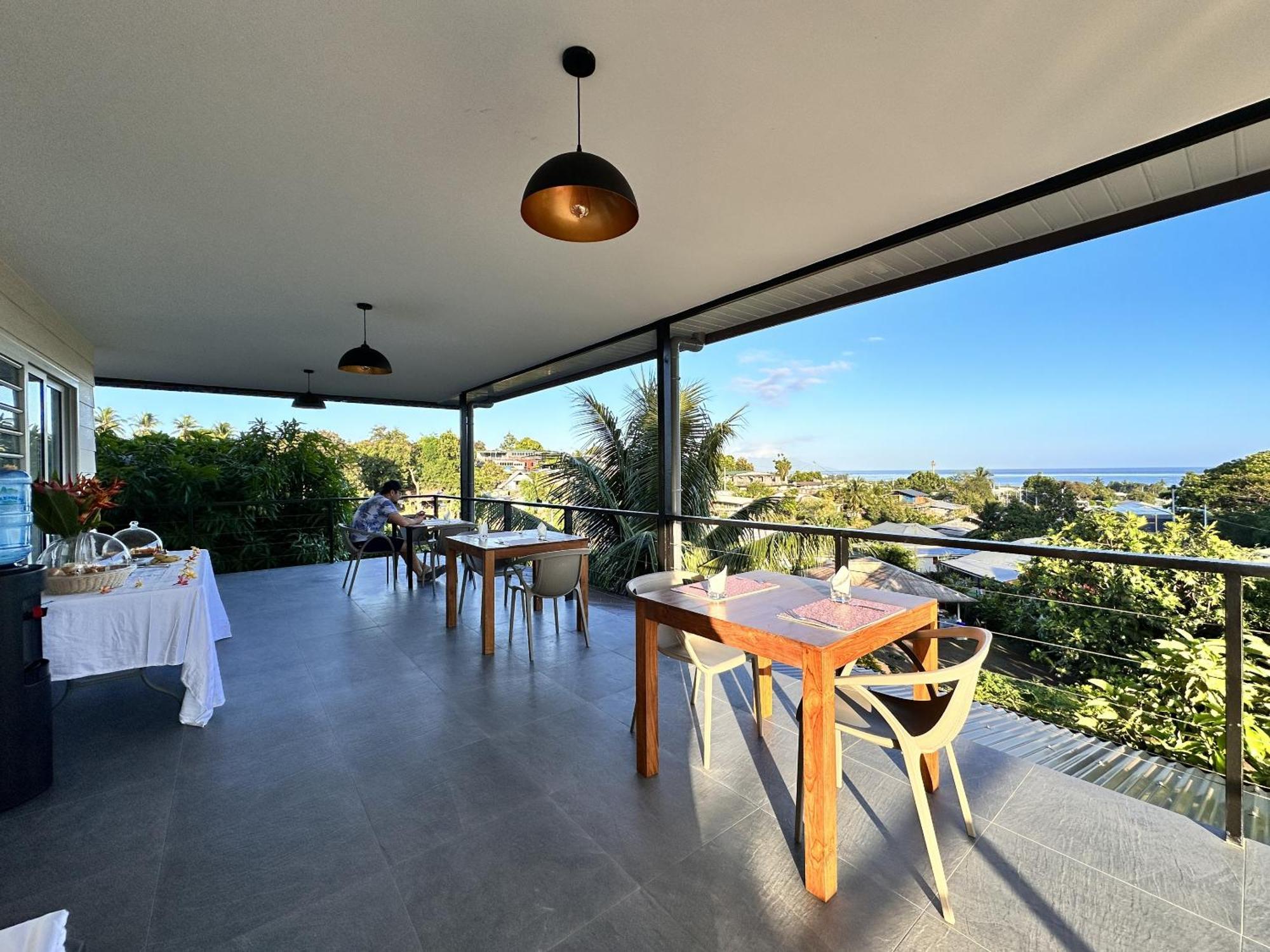 Ononui Lodge Airport, Ocean-View, Private Bathroom And Balcony, Free Wifi And Parking, On-Site Car Rental Faaa Buitenkant foto