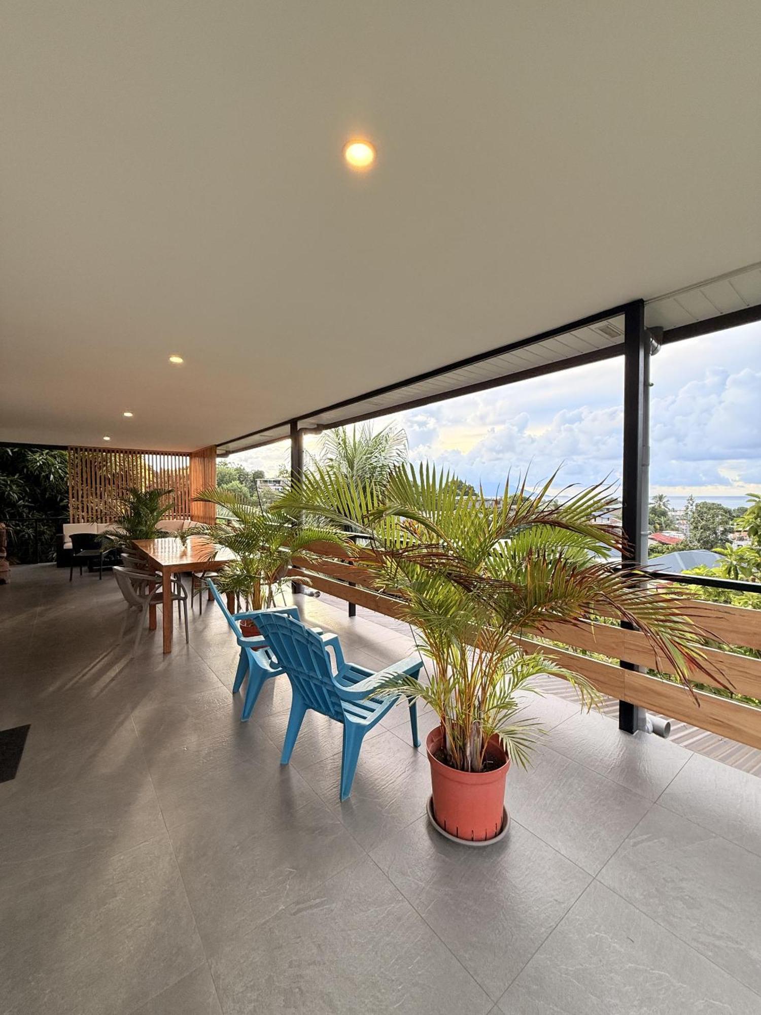 Ononui Lodge Airport, Ocean-View, Private Bathroom And Balcony, Free Wifi And Parking, On-Site Car Rental Faaa Buitenkant foto